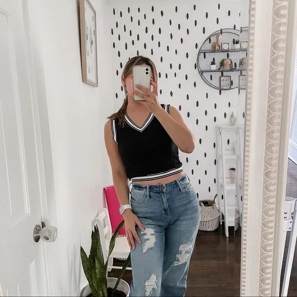 Shein Sweater Vest - Picture 3 of 5